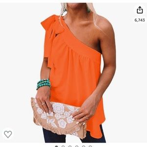 SUPER CUTE one shoulder orange top